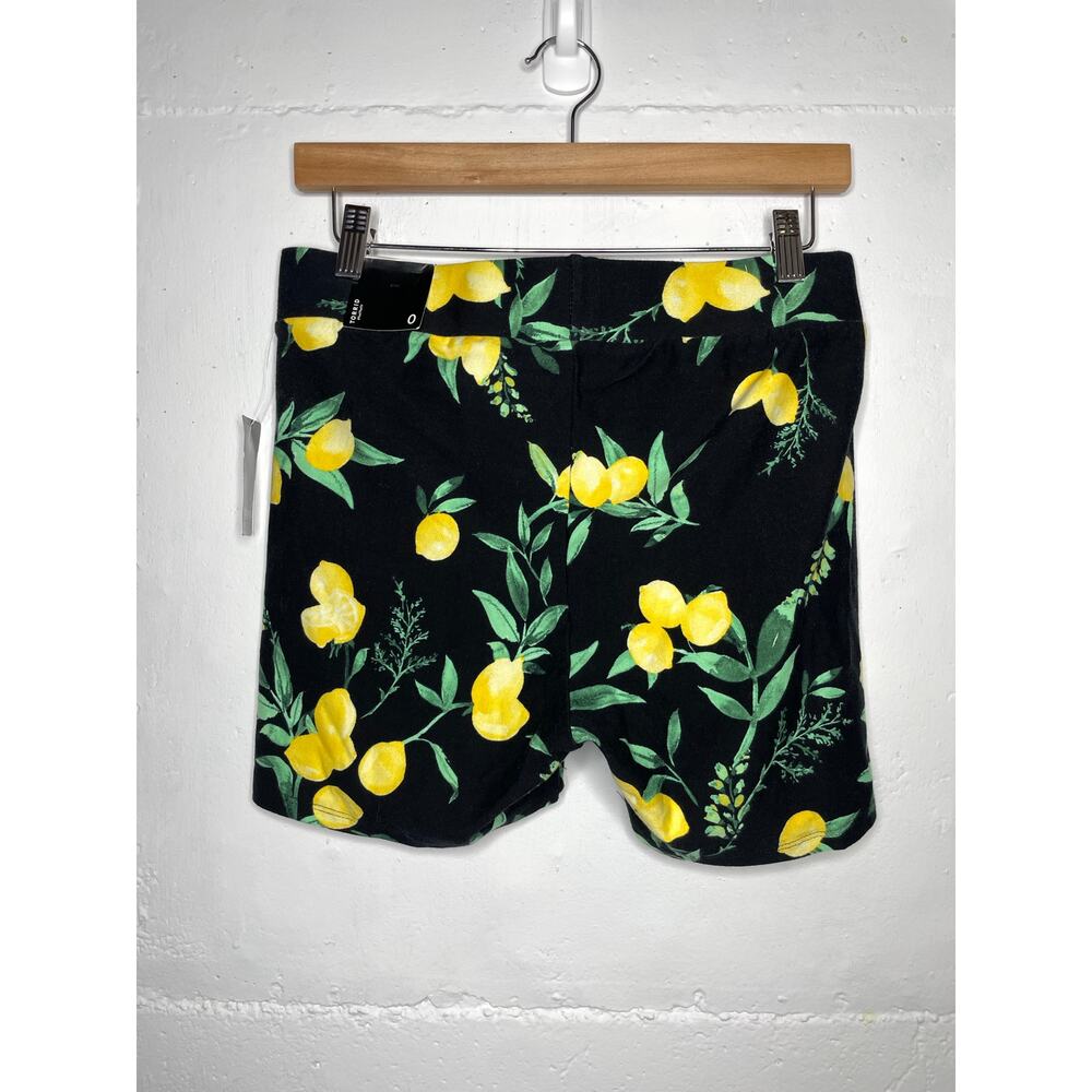 NEW Torrid Black Pull On Bike Short Lemons Size 0 - Picture 3 of 5